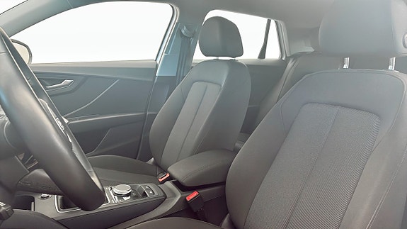 Audi Q2 8 of 13