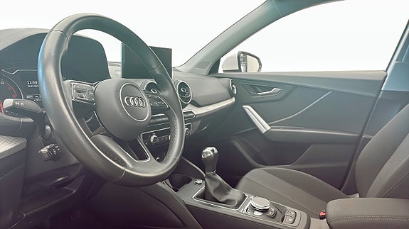 Audi Q2 7 of 13