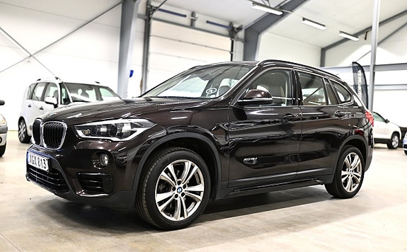 BMW X1 4 of 5