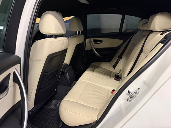 BMW 118d 16 of 27
