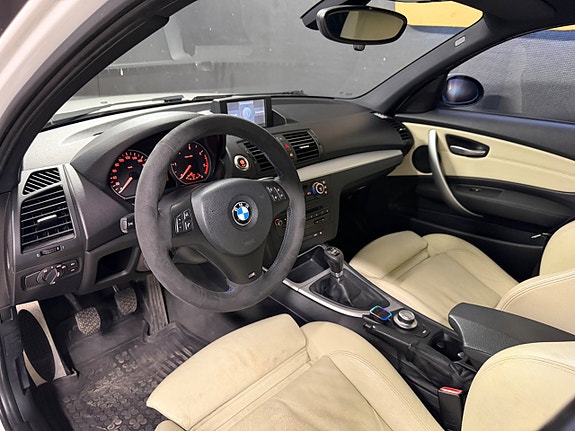 BMW 118d 14 of 27
