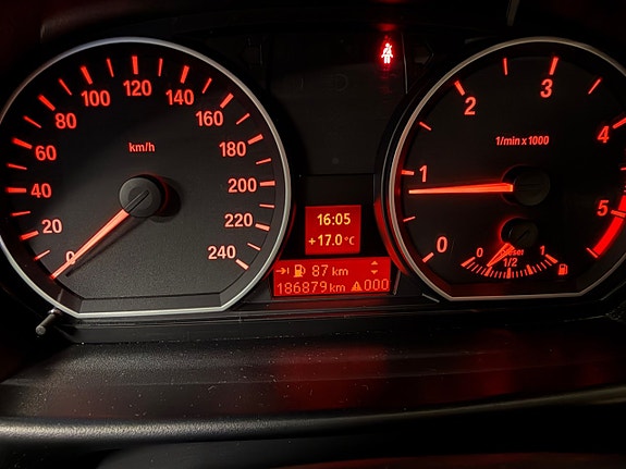 BMW 118d 26 of 27
