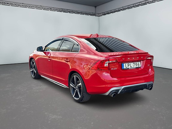 Volvo S60 5 of 5