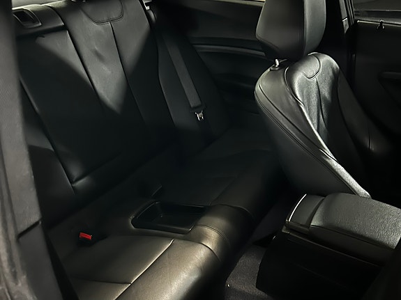 BMW M235i 5 of 5