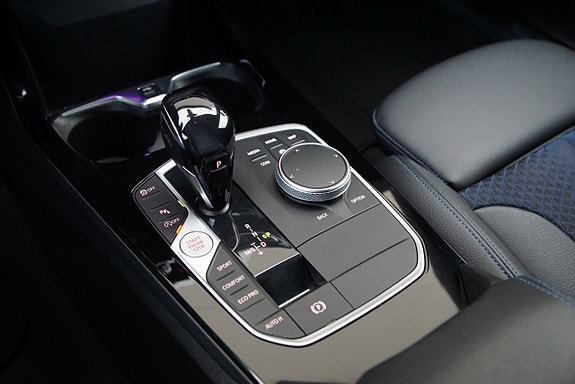 BMW 218 25 of 29