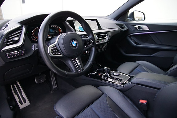 BMW 218 19 of 29