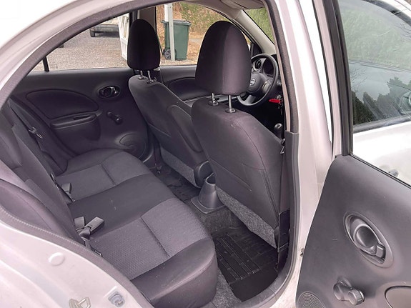 Nissan Micra 15 of 22