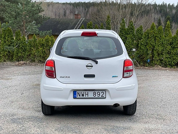 Nissan Micra 8 of 22