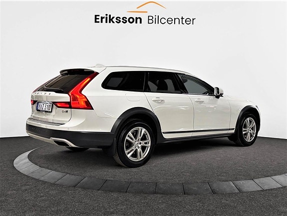 Volvo V90 Cross Country 5 of 5