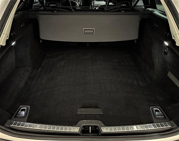 Volvo V90 Cross Country 21 of 26