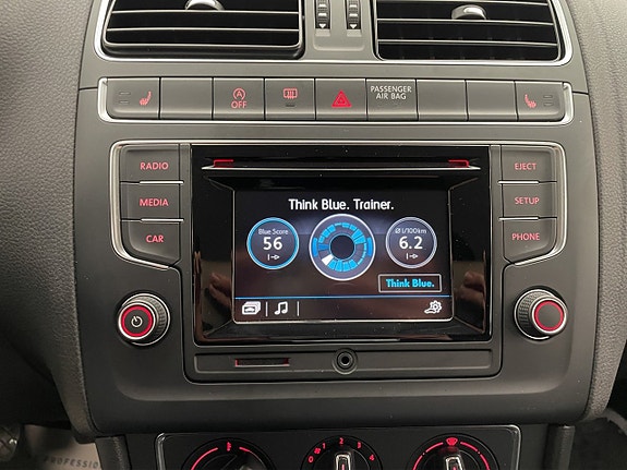 Volkswagen Polo 17 of 26