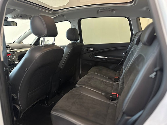 Ford S-MAX 19 of 28