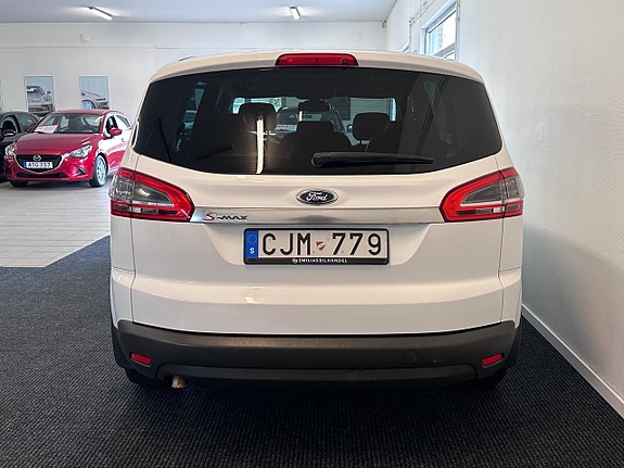 Ford S-MAX 3 of 28