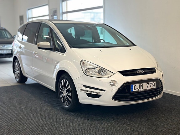 Ford S-MAX 7 of 28