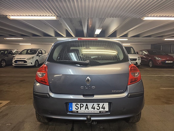 Renault Clio 4 of 5