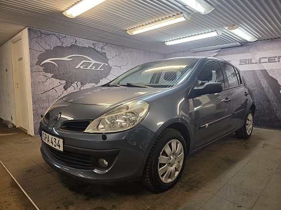 Renault Clio 3 of 5