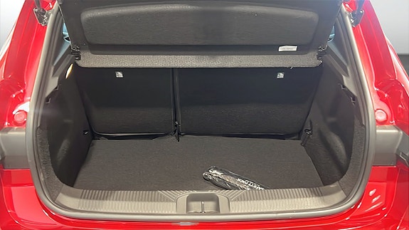 Renault Clio 10 of 12