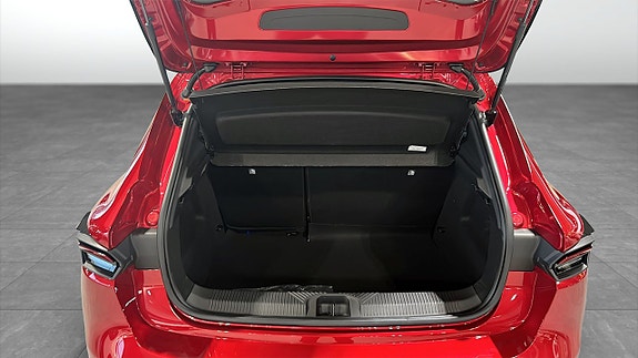 Renault Clio 10 of 12