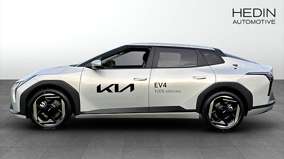 Kia EV4 4 of 12