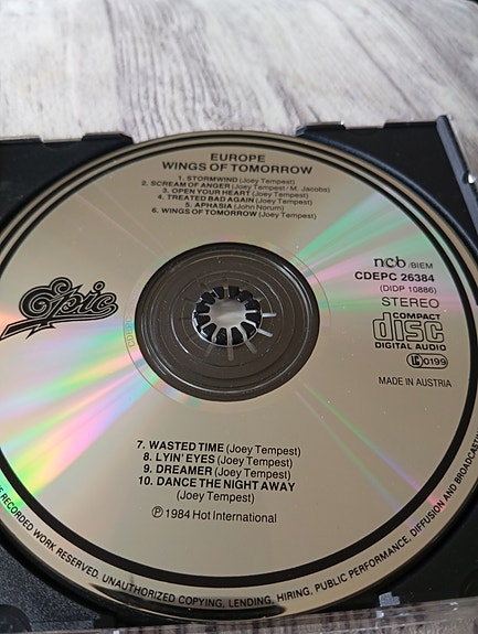 Product image 2 of 3