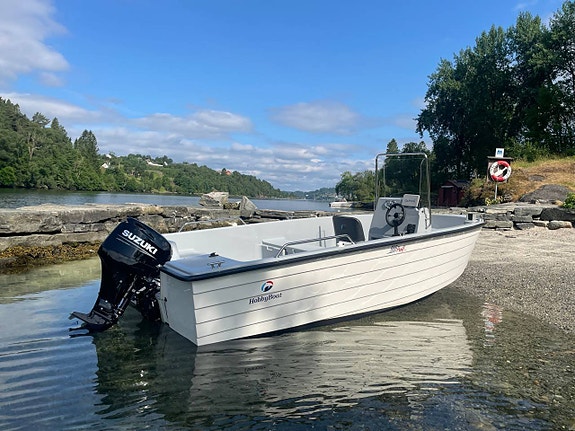 Hobby 555 proff inkl Suzuki 60 hk fyrtakt 2025 4 of 12