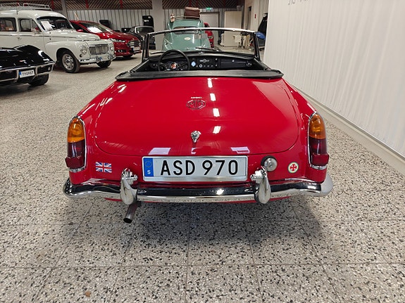 MG MGB 4 of 19