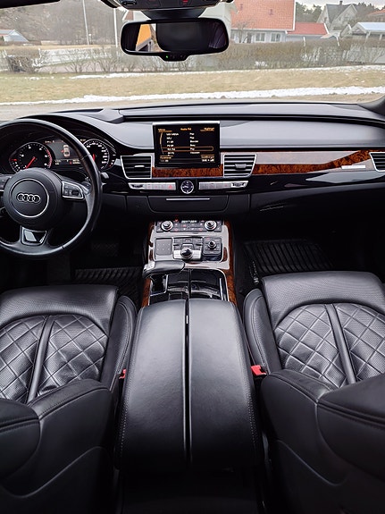 Audi A8 5 of 5