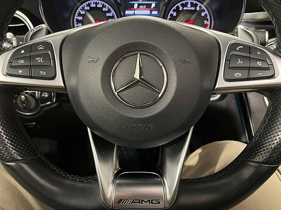 Mercedes-Benz GLC63 11 of 27