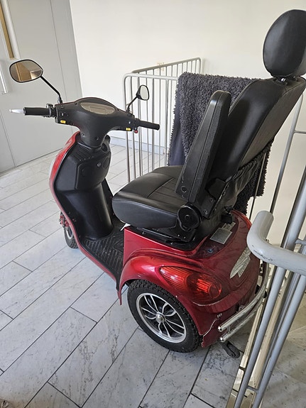 Product image 6 of 9