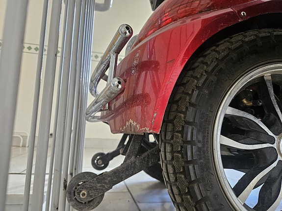 Product image 9 of 9