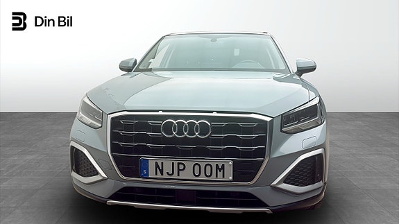 Audi Q2 4 of 5