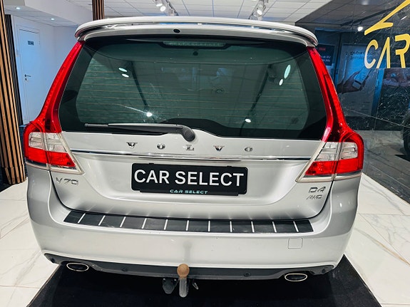 Volvo V70 4 of 21