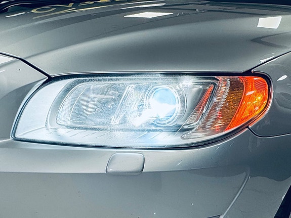 Volvo V70 19 of 21