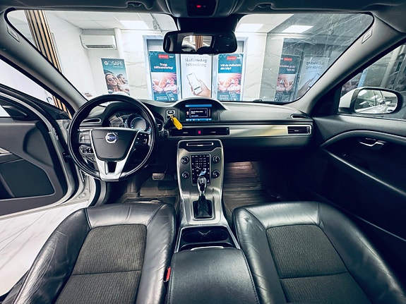 Volvo V70 10 of 21