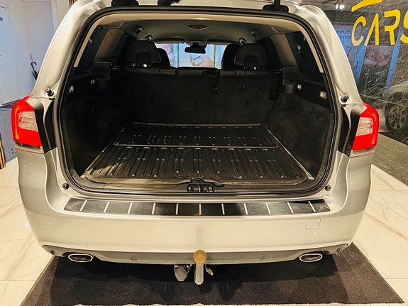 Volvo V70 5 of 21