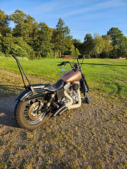 Harley-Davidson FXD Dyna Super Glide 4 of 5