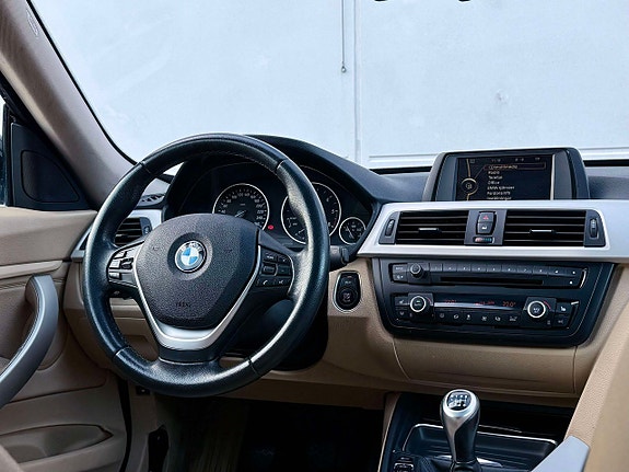 BMW 320 16 of 17