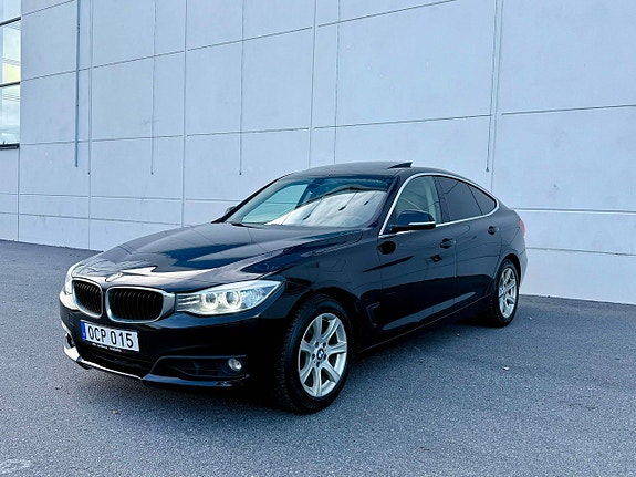 BMW 320 2 of 17