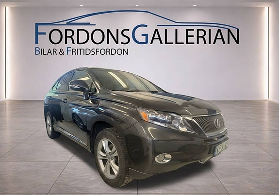 Lexus RX450h 2 of 5