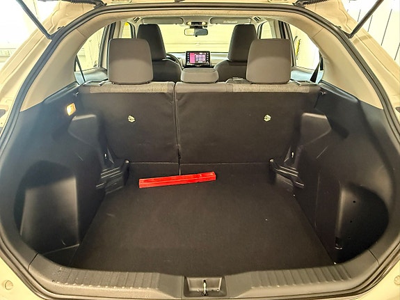 Toyota Yaris Cross 27 of 27