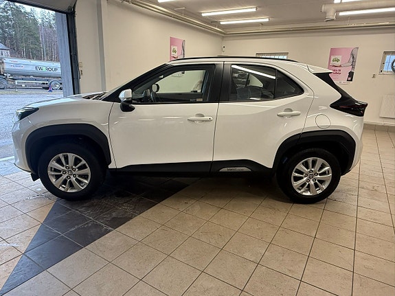 Toyota Yaris Cross 5 of 27
