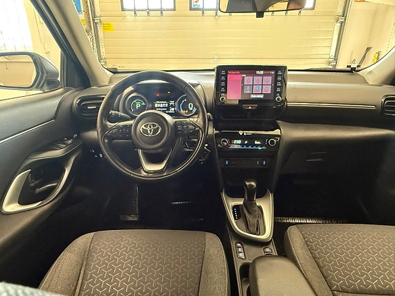 Toyota Yaris Cross 9 of 27