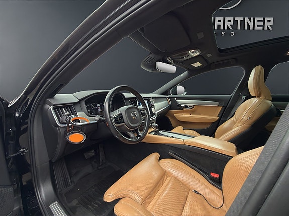 Volvo V90 Cross Country 7 of 19