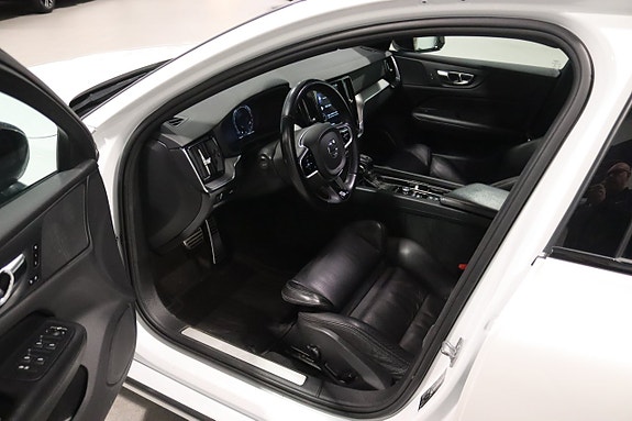 Volvo S60 6 of 11