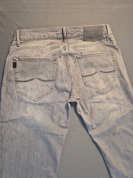 Product image 14 of 16
