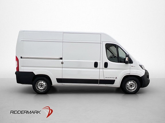 Fiat Ducato 2 of 5