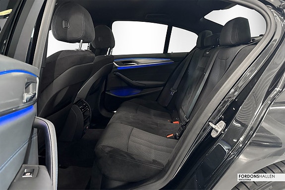 BMW 530e 13 of 24