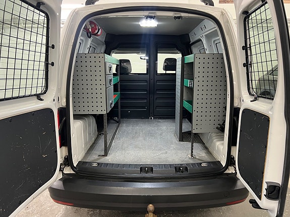 Volkswagen Caddy 8 of 15