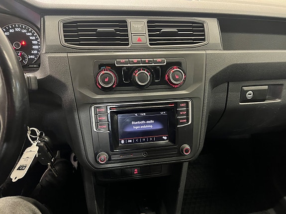Volkswagen Caddy 15 of 15