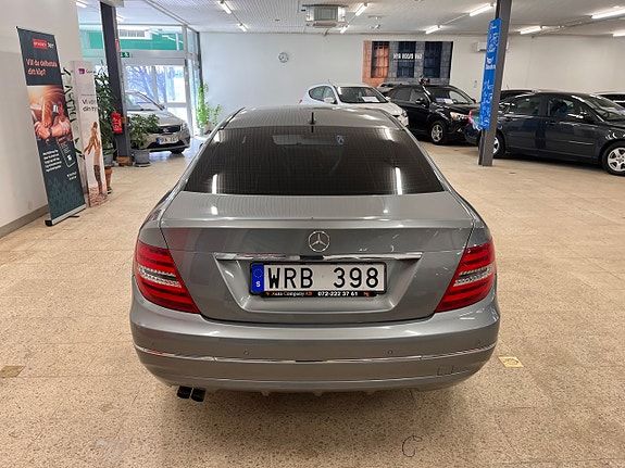 Mercedes-Benz C180 5 of 5
